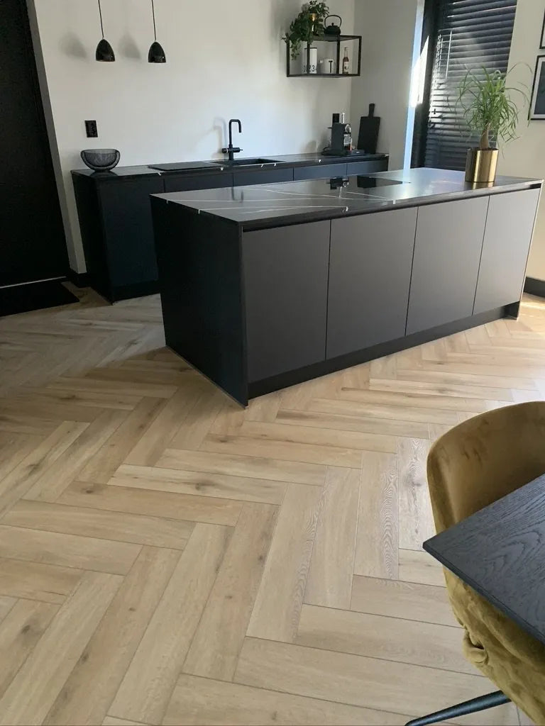 Callisto Visgraat 4201 (dryback) Natural Oak Light